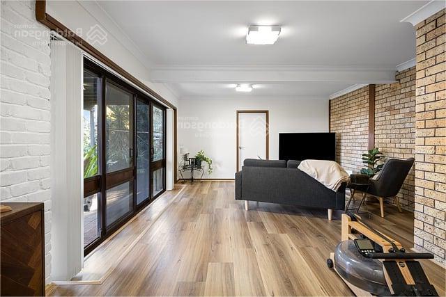 🏡 Bán nhà HXH Q.10, giá rẻ 7.x tỷ, chính chủ! - Ảnh chính